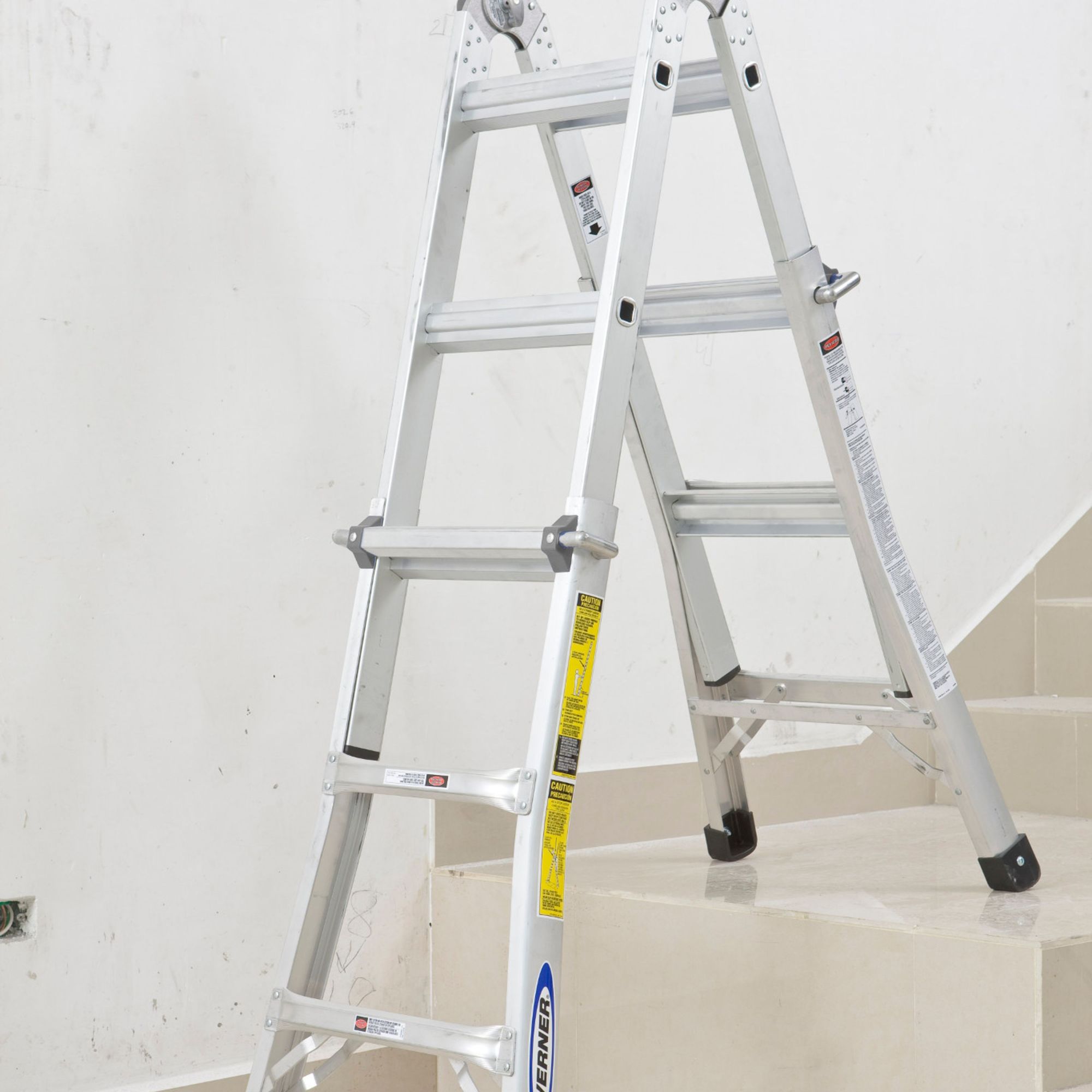 Werner Telescopic Combination Ladder 4x3 75053