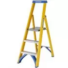 Werner Fibreglass Platform Stepladder 3 Tread 7170318