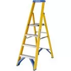 Werner Fibreglass Platform Stepladder 4 Tread 7170418